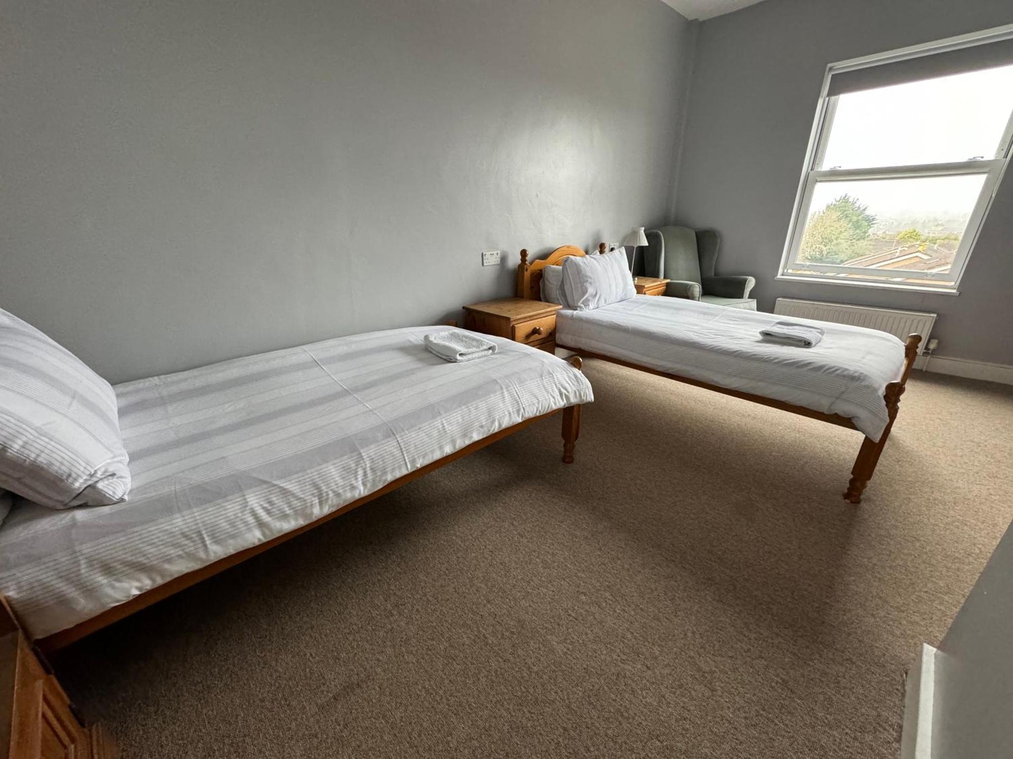 The Elms Guest House Bristol Filton エクステリア 写真