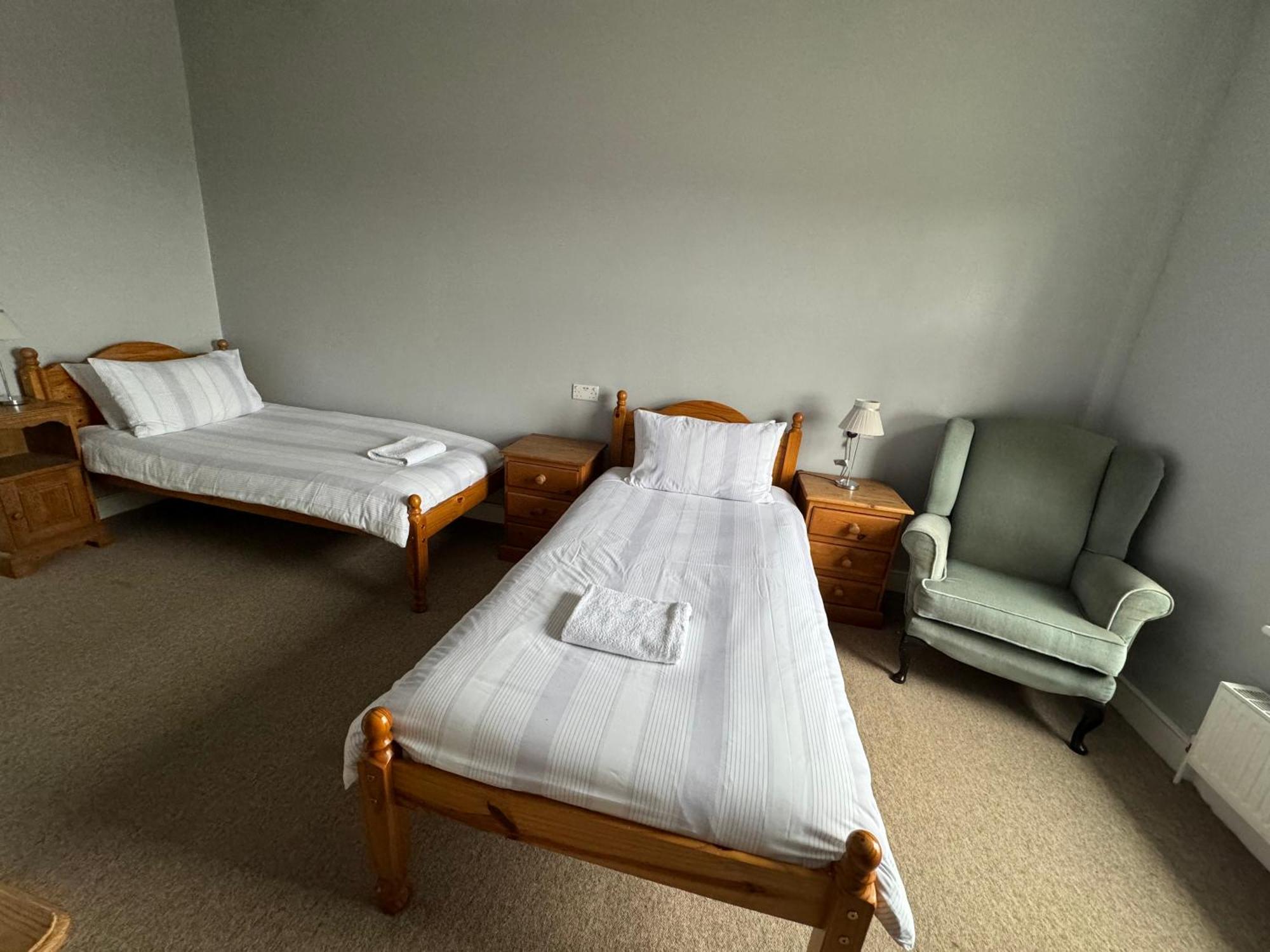 The Elms Guest House Bristol Filton エクステリア 写真