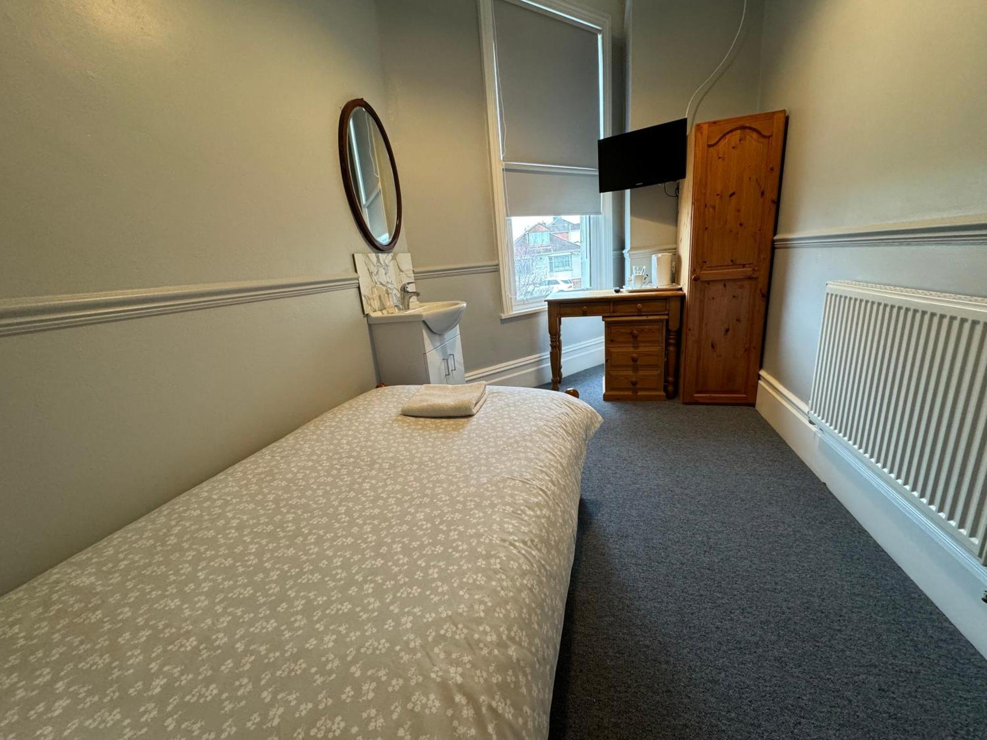 The Elms Guest House Bristol Filton エクステリア 写真