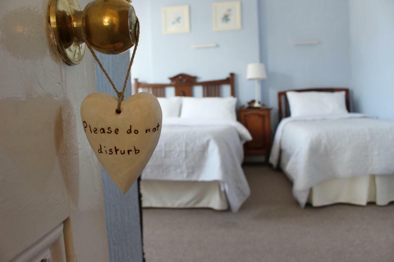 The Elms Guest House Bristol Filton エクステリア 写真